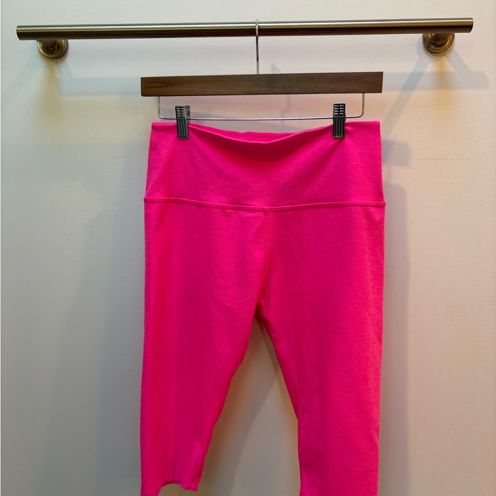 Beyond Yoga Vibrant Pink Leggings